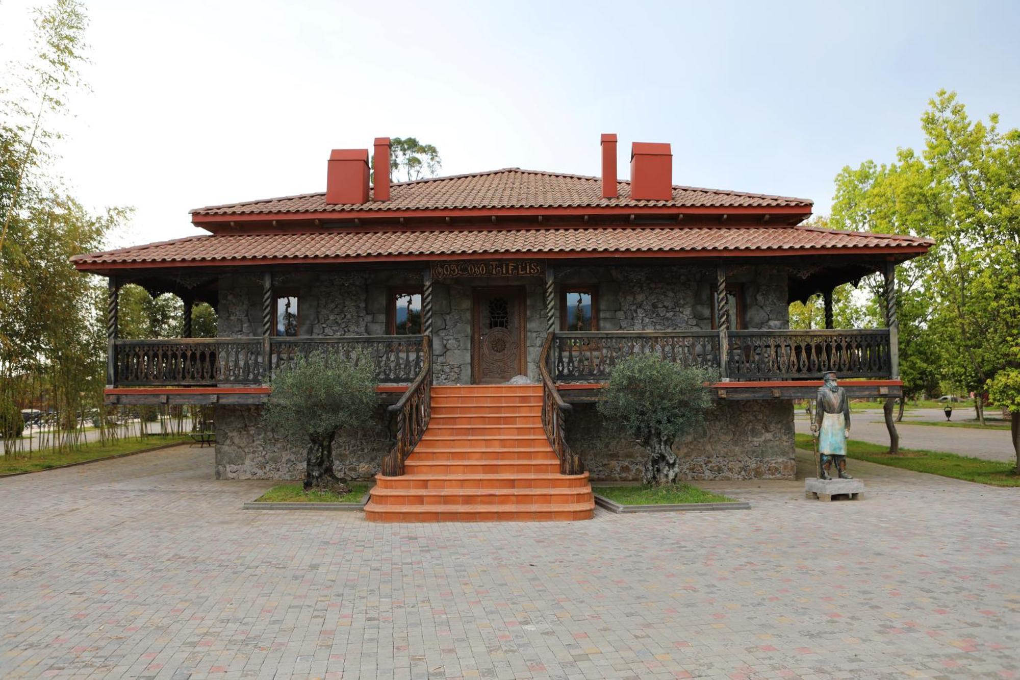 Hotel Chateau Kvirike Boboqvati Exterior foto