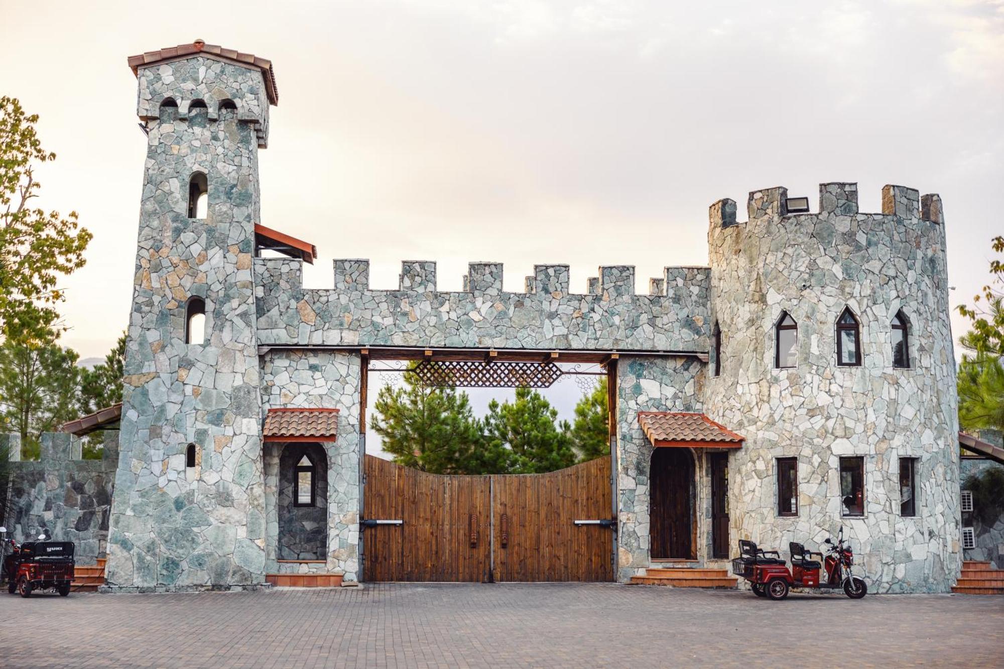 Hotel Chateau Kvirike Boboqvati Exterior foto